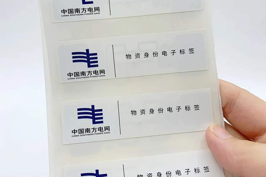 Photo du modèle d’étiquette RFID de gestion des actifs 3