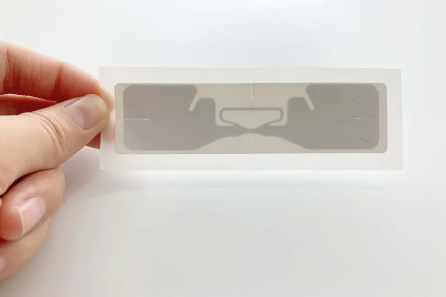 RFID vehicle tags shown by Idenvero